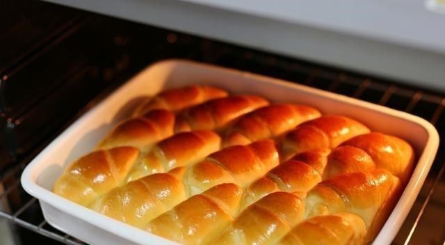 黄油|1次发酵,也能做出柔软拉丝的面包,即使放置3天也不硬,绵软十足