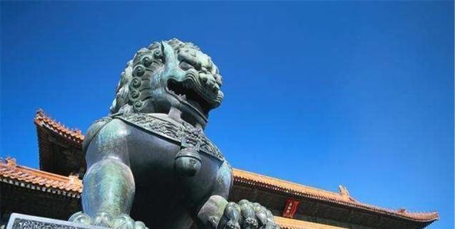 俗语|农村俗语“富不住大屋,穷不行远路”啥意思为何富不能住大屋