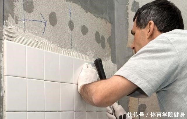 坡度|卫生间贴砖选择“墙压地”还是“地压墙”懂行的人都会这么做!