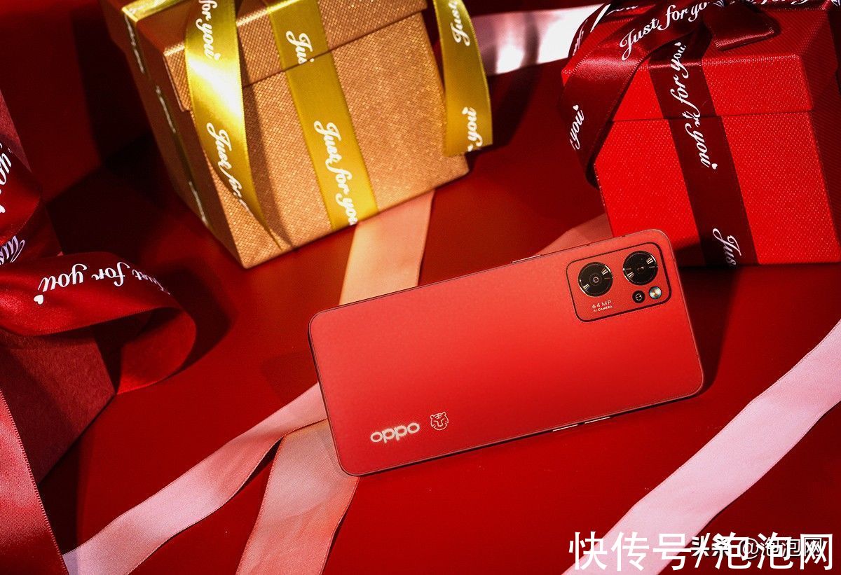 外观|极具质感的正红色 OPPO Reno7红丝绒新年版外观图赏