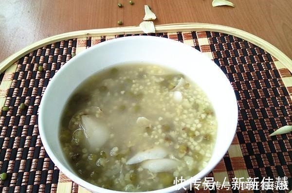 电饭煲|它被称为“失眠克星”,隔三差五吃,晚上睡眠好,跟黑眼圈说拜拜