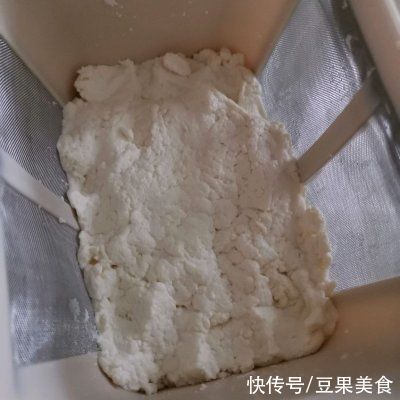 乳清|这道家喻户晓的自制丝滑奶油奶酪是怎么做的呢？