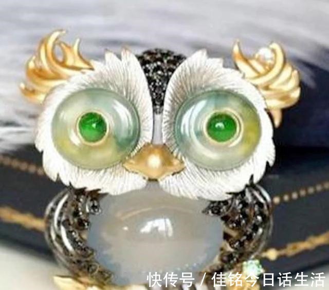 彩云追月@现代翡翠设计,颠覆想象,美不可言!现代翡翠设计,颠覆想象,美不可言!