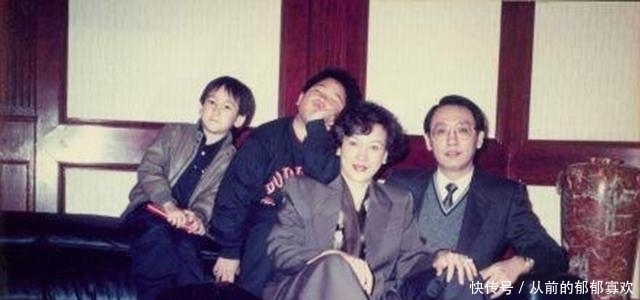 汤臣公司|地产大亨汤君年：爱上负债女星，不顾父母反对，婚礼布置万朵玫瑰