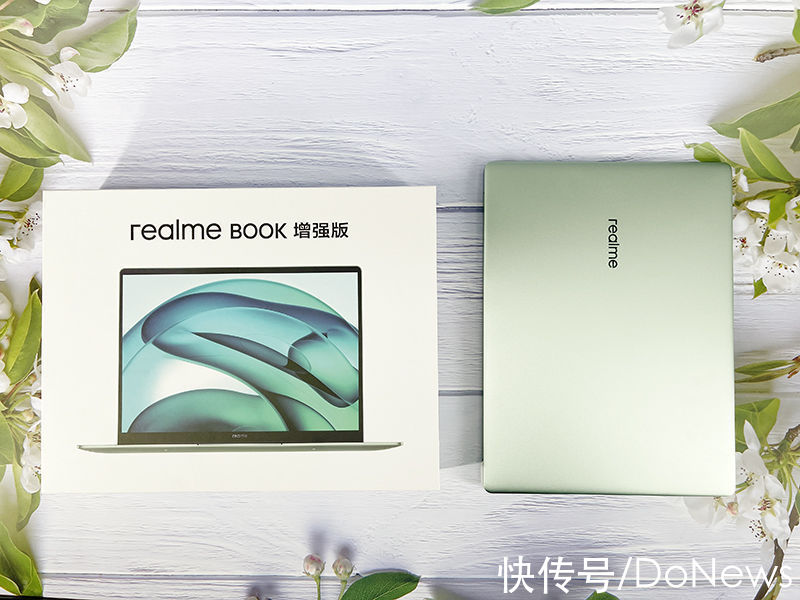 高性能|双面越级炸裂全场 realme Book增强版体验