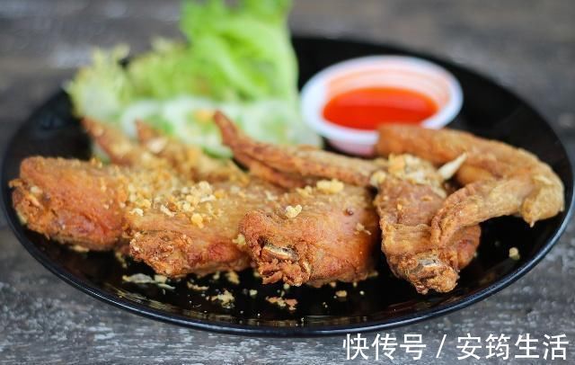 血管|甘油三酯偏高,最好忌口2物,吃2果、喝1水,给血管“上保险”