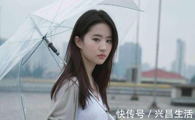 一般人|女人脸型有4种,如果你是第三种,不化妆也好看,一般人只能羡慕