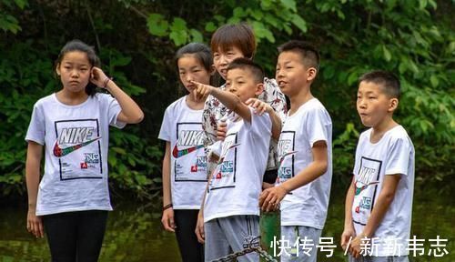 多胞胎|两胎生了6个娃,2个女儿4个儿子,这对小两口堪称人生赢家