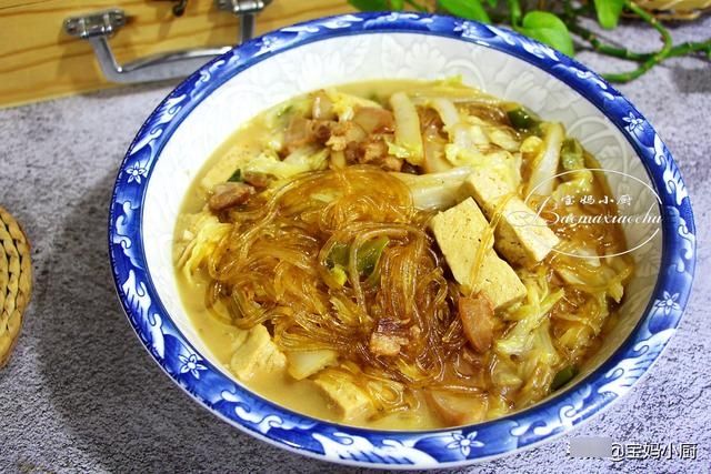 早春，这道菜比炒菜受欢迎，不燥，吃着舒服还有营养，老少都喜欢