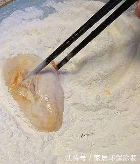 搅拌均匀|这鸡翅4步搞定，再也不用点外面了，每周必做，全家爱吃的鸡翅！