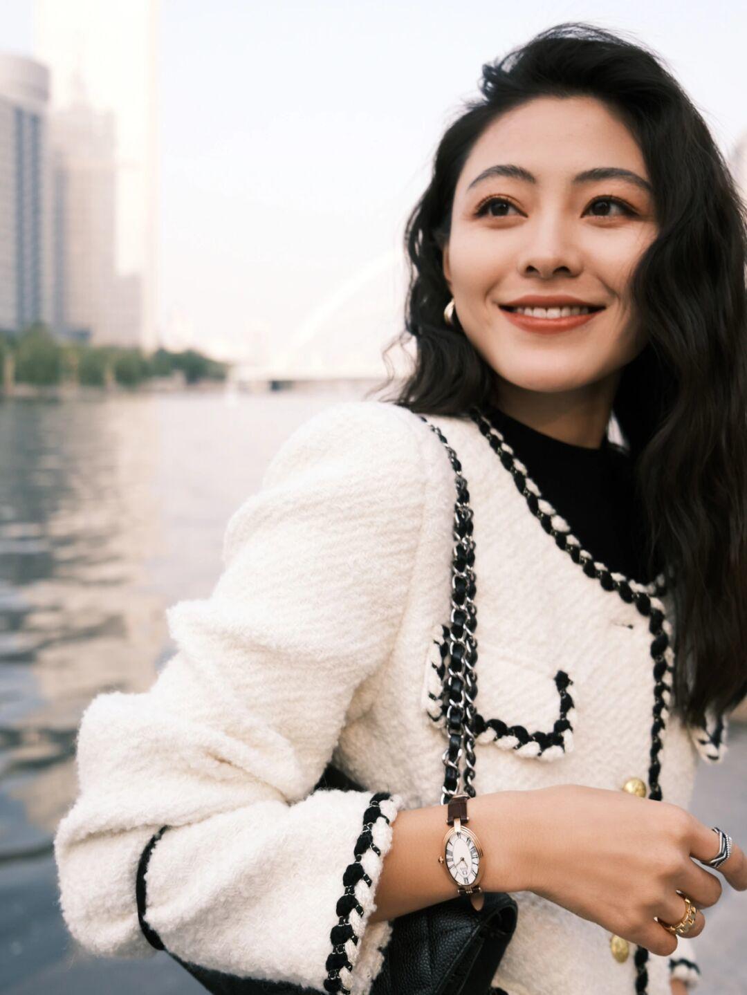 穿搭|为什么我劝你出门要穿“小香风外套”?看潮人示范就知道,真美