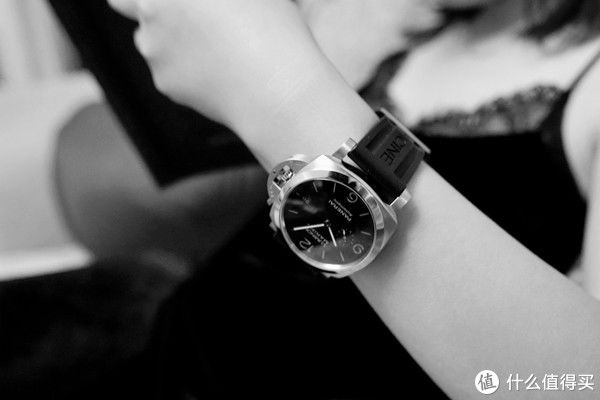 沛纳海|爆冷入手沛纳海LUMINOR，大表盘硬汉款一见钟情！附万国飞行员对比