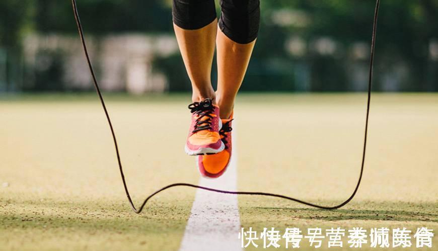 燃脂|跳绳减肥的正确方法和技巧来了，每天跳绳多少下是关键