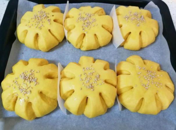 超美味的南瓜面包,粗粮烘培有营养,在家自己就能做