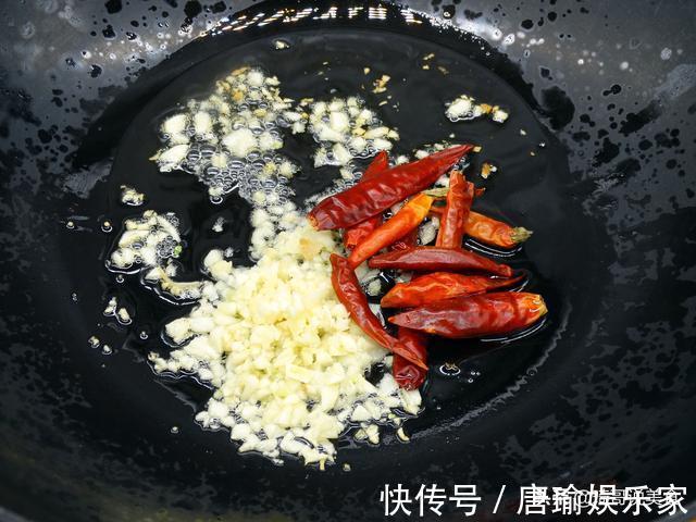 海边人|皮皮虾别清蒸了,15元1斤,海边人教你最美味的吃法,香到你吮指