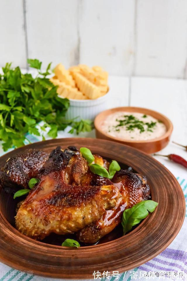 黑椒|黑椒煎鸡翅，超美味的家常菜，可做零食的美味，聚会轰趴的小食