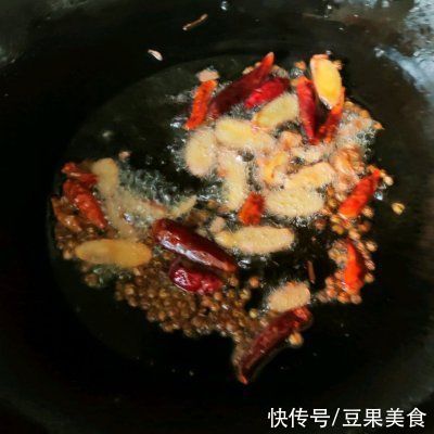 老腊肉|学会从小时候一直吃到现在的炒螺蛳，把餐厅味道搬回家