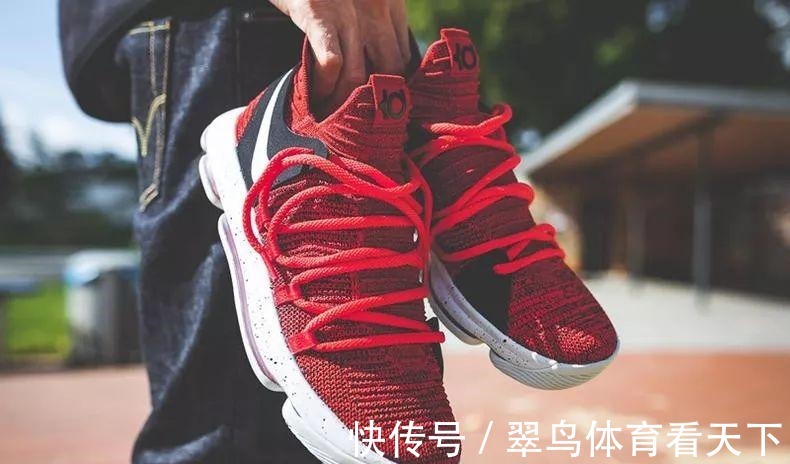 lebron|《这就是灌篮》的热播让篮球鞋火了! 盘点五款实战与颜值俱佳的篮球鞋！