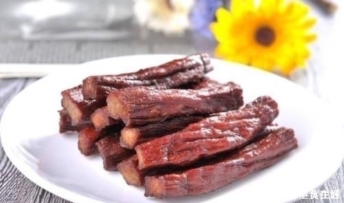 饱腹感|公认“最抗饿”的4种零食,士力架上榜,都吃过的一定有故事