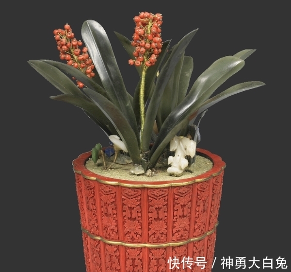 清宫里名贵的“永生花”:真金白银打造的玉石盆景