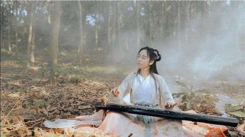  思乡、思情、思人生，唐朝诗人如何借“月”抒怀？