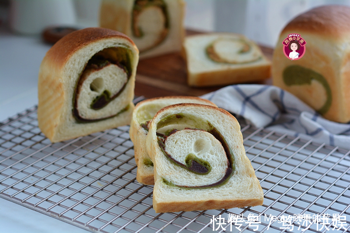 保鲜膜|真佩服苹果姐,1块面做4个2馅2味的吐司,早餐零食还愁啥