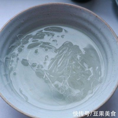 回味无穷的蒜蓉粉丝蒸娃娃菜来拯救你的胃