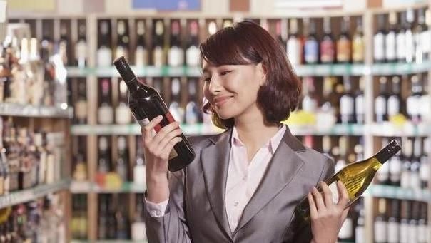 维生素c|高血脂多是“吃”出来的医生警告3种食物不戒掉,血脂不会降