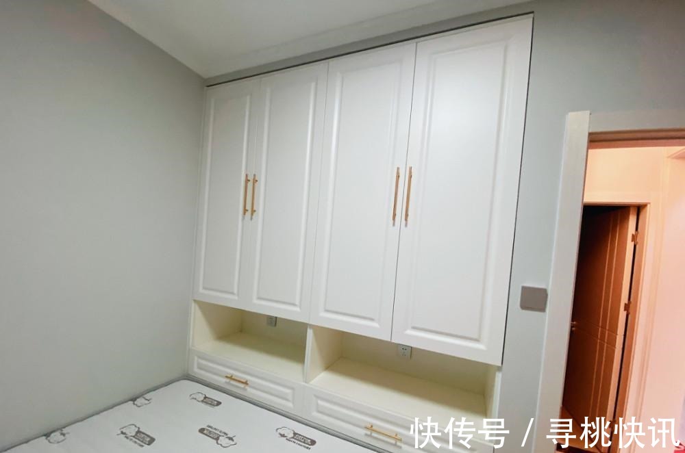 装饰画|新房正在通风，提前晒晒，全屋定制柜子花了2.2W，效果很满意！