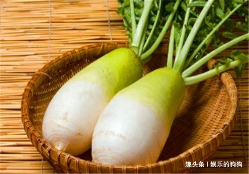 白刺果|女性不想显老,不妨多吃此食物,排毒养颜,补血美容,增强记忆力