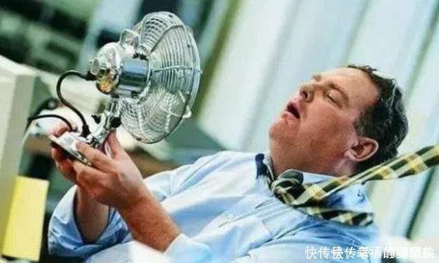 妙招|晚上睡凉席还是热记住这个小妙招,不开空调,也能睡到天亮