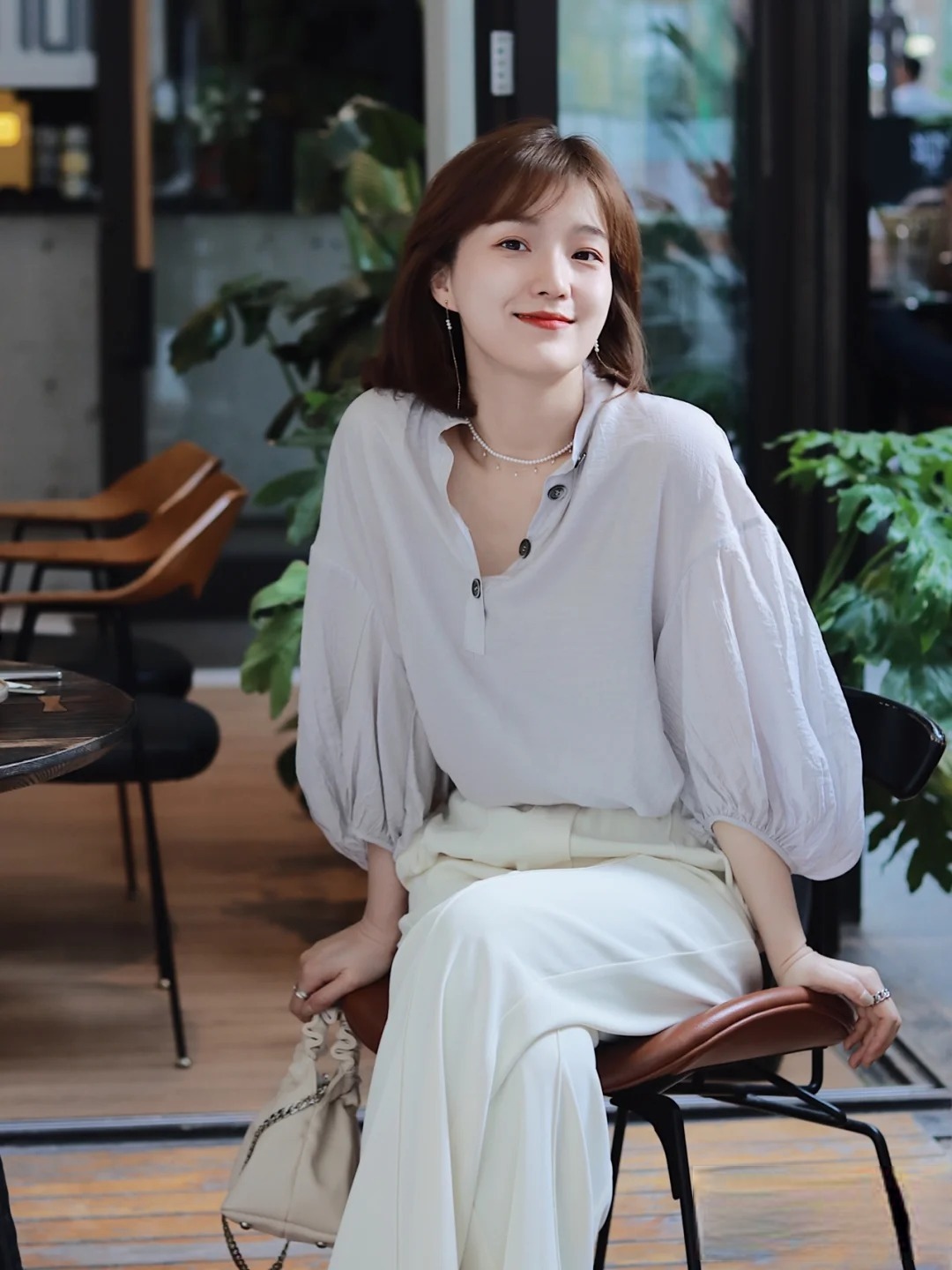 颜色|奔三奔四女性的穿搭套路，原来也可以这样穿，气质与美貌并存