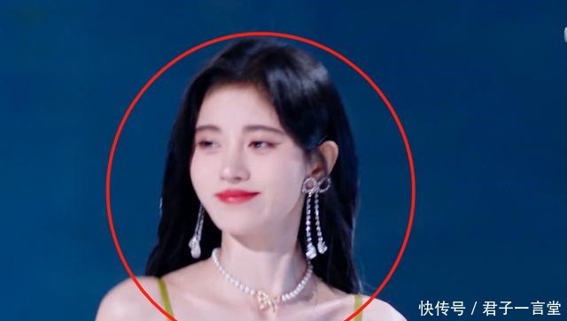 毛晓彤 《创4》助演嘉宾亮相,毛晓彤不像33岁,鞠婧祎画风跟其他人不同