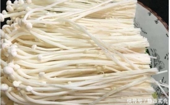 食材|吃麻辣烫时,女孩选了满满一大碗,价格却不到20元,老板高手