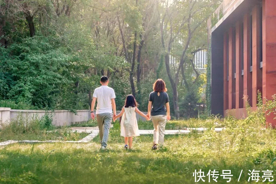 家长|教育部:“双减”!十年后,有出息的孩子都来自这9种家庭