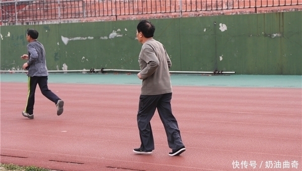 輕松|50歲后，還能較為輕松的完成3項運動，說明身體素質較好，要保持