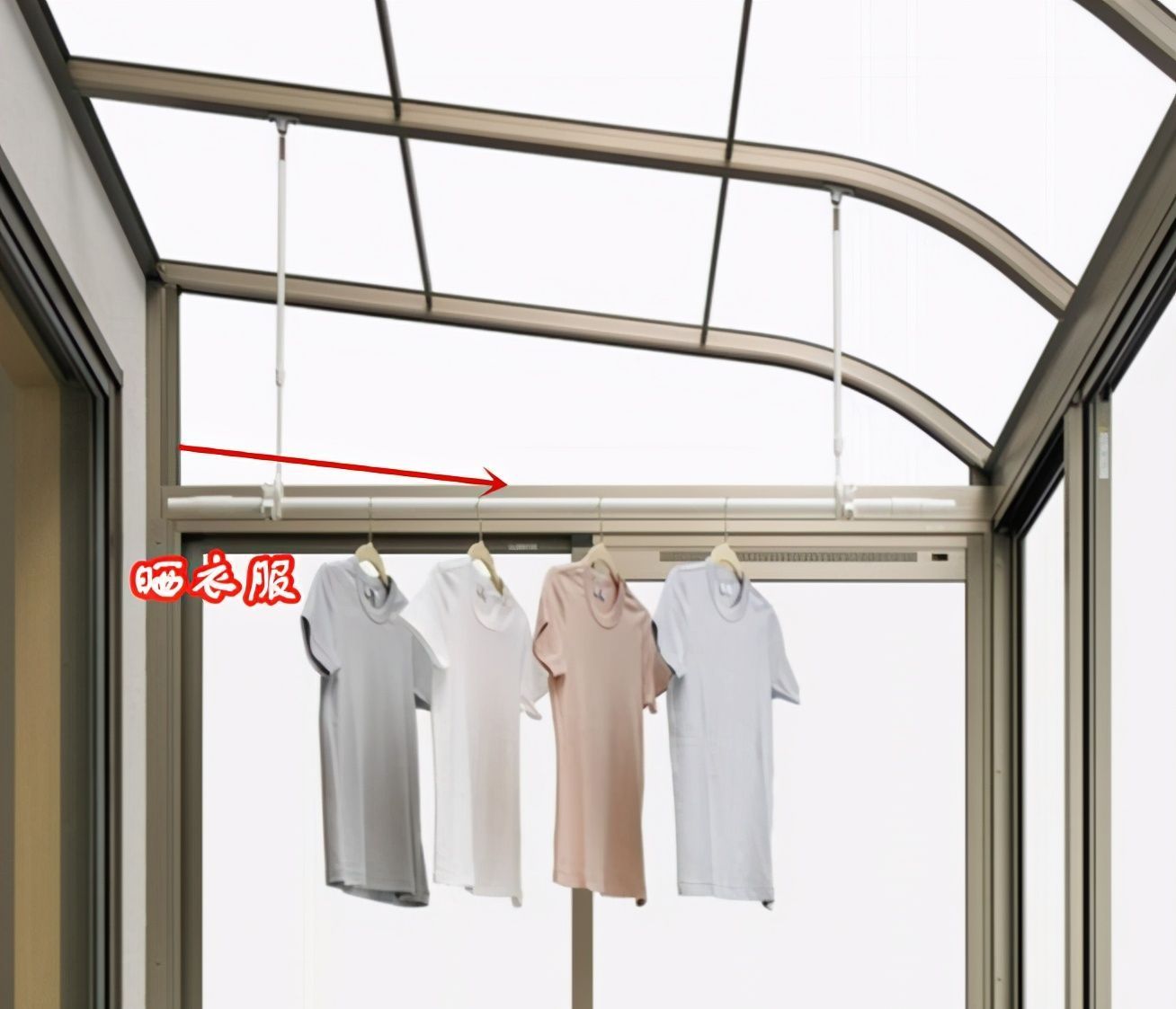 阳台晾晒衣服隐藏设计图片