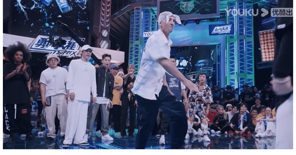 打架|《街舞4》殿堂级battle如神仙打架,他是“世界一刘”的定海神针