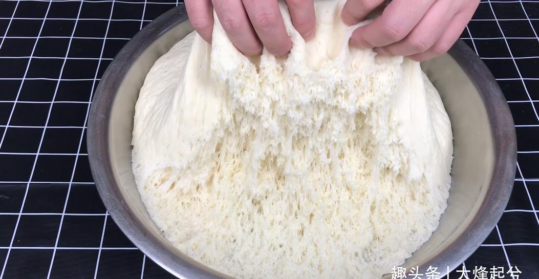 花卷的做法大全之一，教您最简单的方式，照样蓬松暄软层次分明