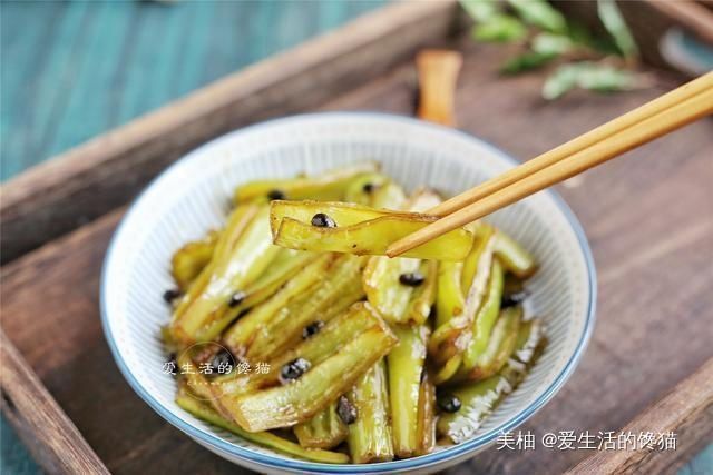  孩子期末考，上班族妈妈精心准备晚餐，网友：一看就是南宁人