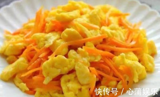 亲爱的|胡萝卜和以下食物一起,每天炒一盘,补水嫩肤,排出毒素