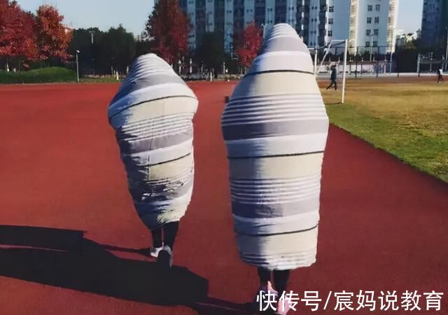 晾衣绳|大学生花式“晒被子”火了，创意满分逗笑网友，网友表示学到了