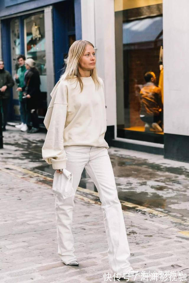 穿搭 卫衣怎么穿出“优雅轻熟风”学习这些穿搭技巧,美到无法抗拒