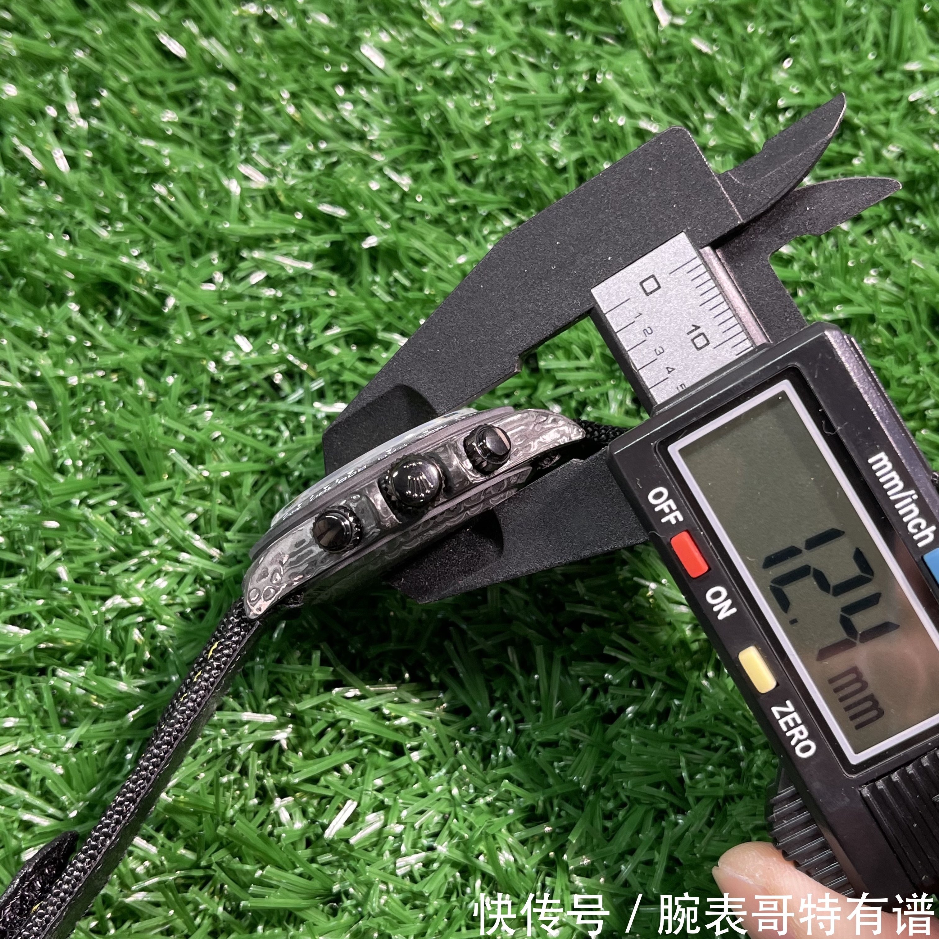 花最少的钱把玩Diw“碳纤维”腕表!劳力士碳纤维宇宙计时迪通拿