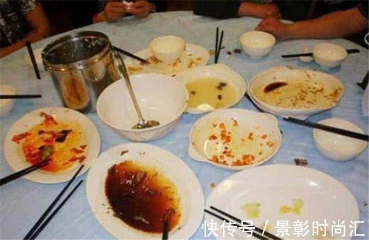 宝妈|喂完孩子后饭菜一点不剩,95后宝妈怒掀桌,丈夫做法让人心寒