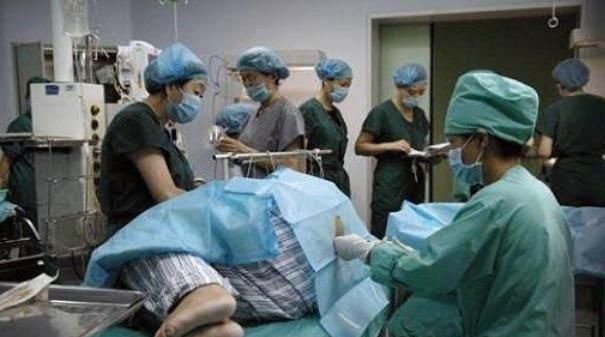 刀口|剖腹产就是“睡觉”生娃这么简单?错啦!看了所用器械你就懂了