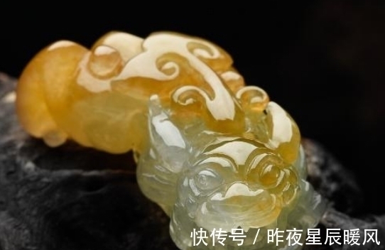 吊坠#给翡翠开光还有这么多的方式,如果你比较懒的话,就采取最后一种