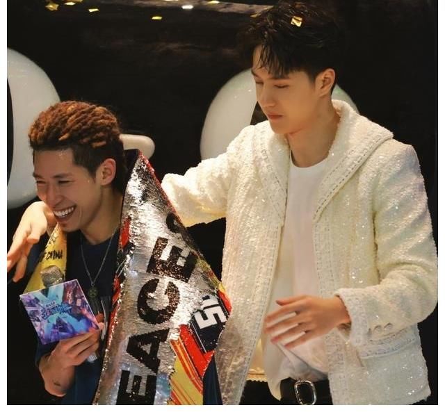 王一博：《這街4》圓滿落幕，一波王炸冠軍實(shí)至名歸，實(shí)力衛(wèi)冕！