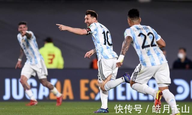 阿劳霍|梅西又1世界名画:潇洒1传,对方7人被骗!4秒之后,全队狂欢