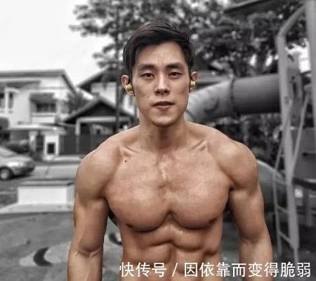 训练|做俯卧撑练胸与用杠铃卧推练胸相比,这3点告诉你肌肉差距有多大